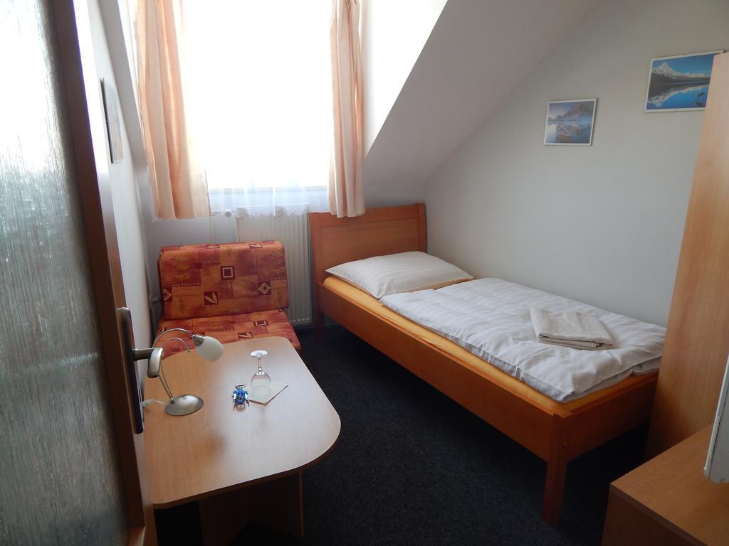 Penzion U Kasnych Mníšek pod Brdy Exterior foto